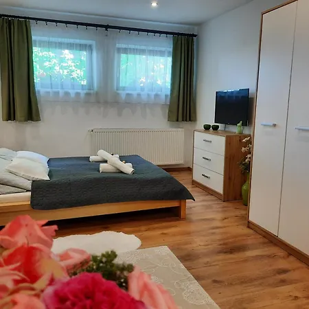 Apartment Cristal *